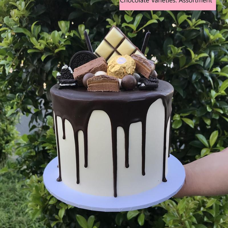 Chocolate Drip Cake (Minimum 4 days notice)